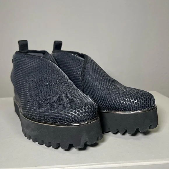 United Nude Black Textured Platform Shoes - Picture 1 of 10